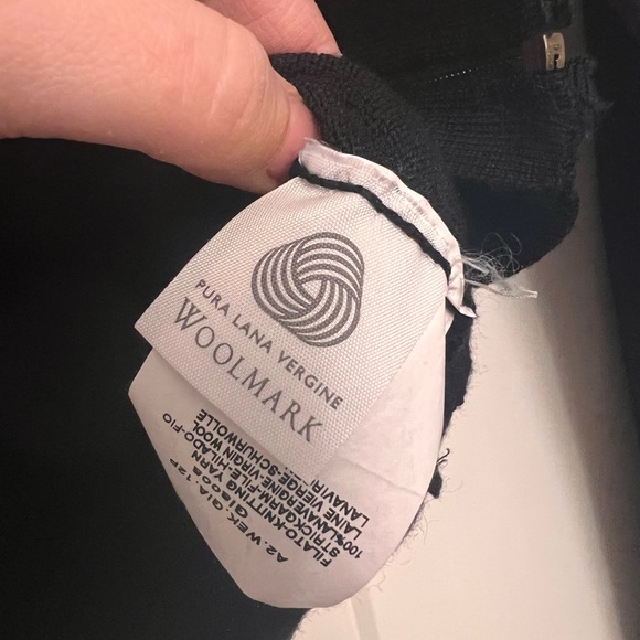 Max Mara wool black zip up sweater - Picture 5 of 5